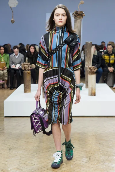 Look 5